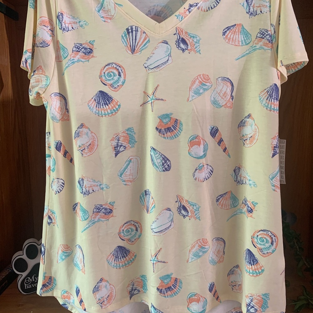 LuLaRoe Seashell Print Short Sleeve Tee - Yellow Multicolor